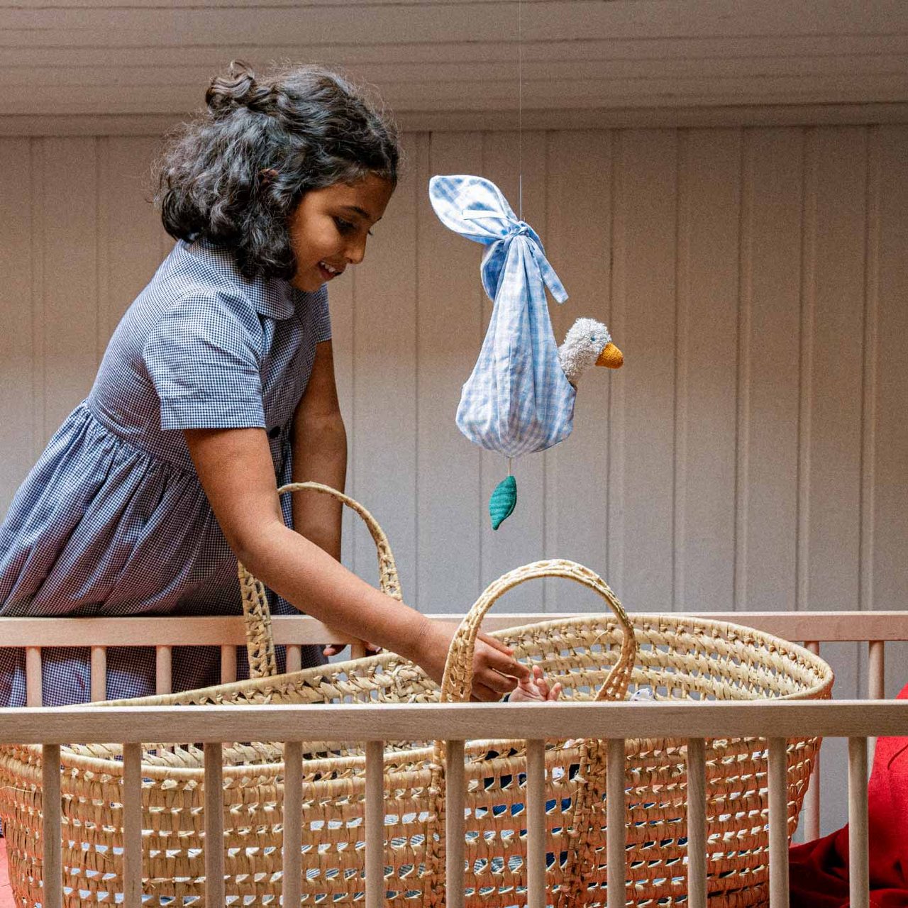 NEST Tierspieluhr kariert