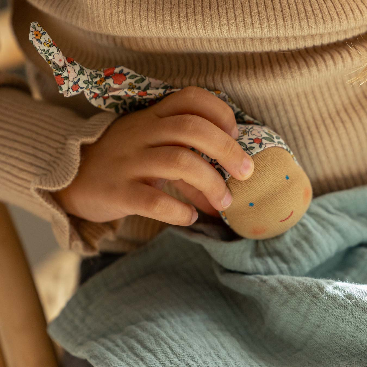 Waldorfwichtel groß turquoise Waldorfwichtel groß turquoise