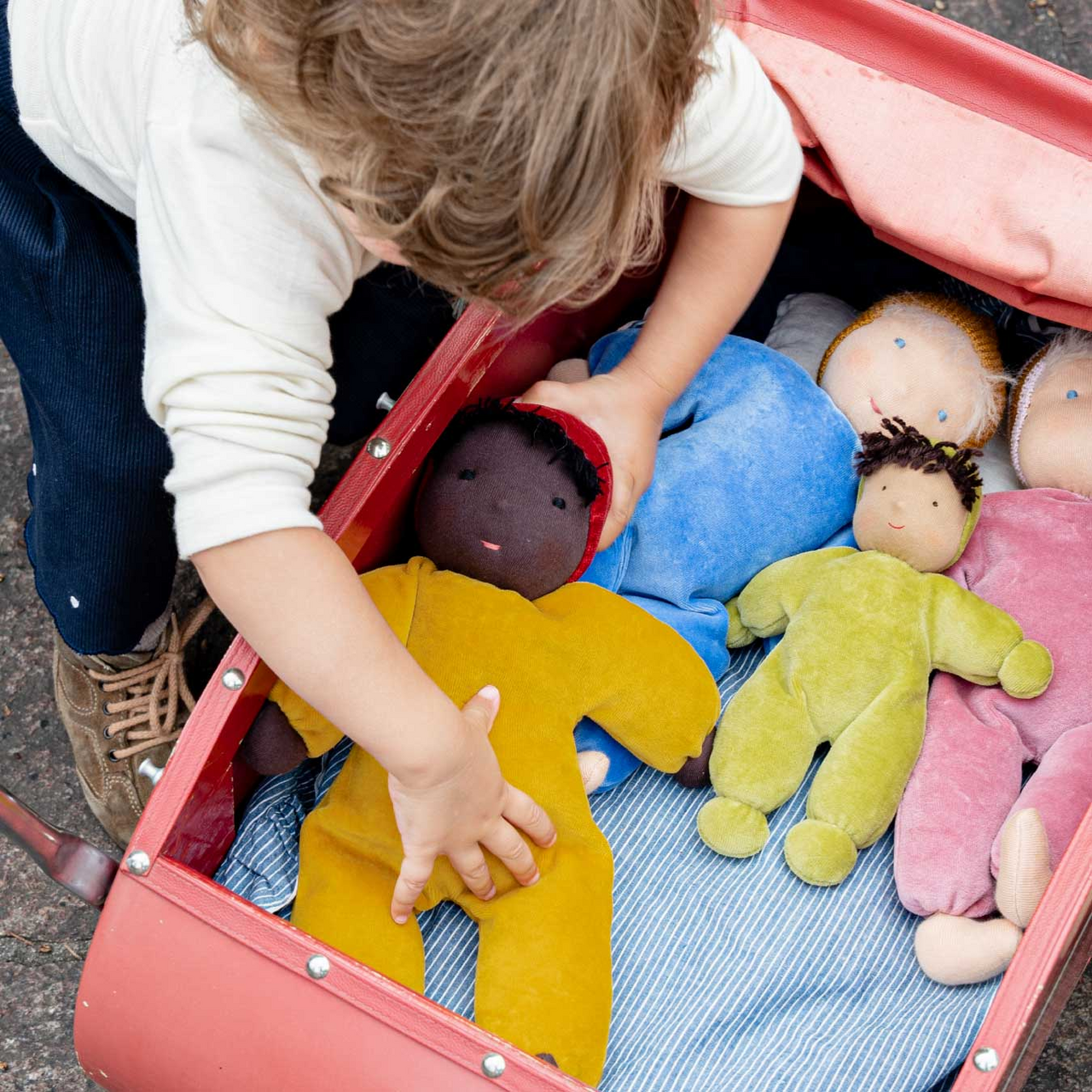 Waldorfpuppe NANA safran Waldorfpuppe NANA safran